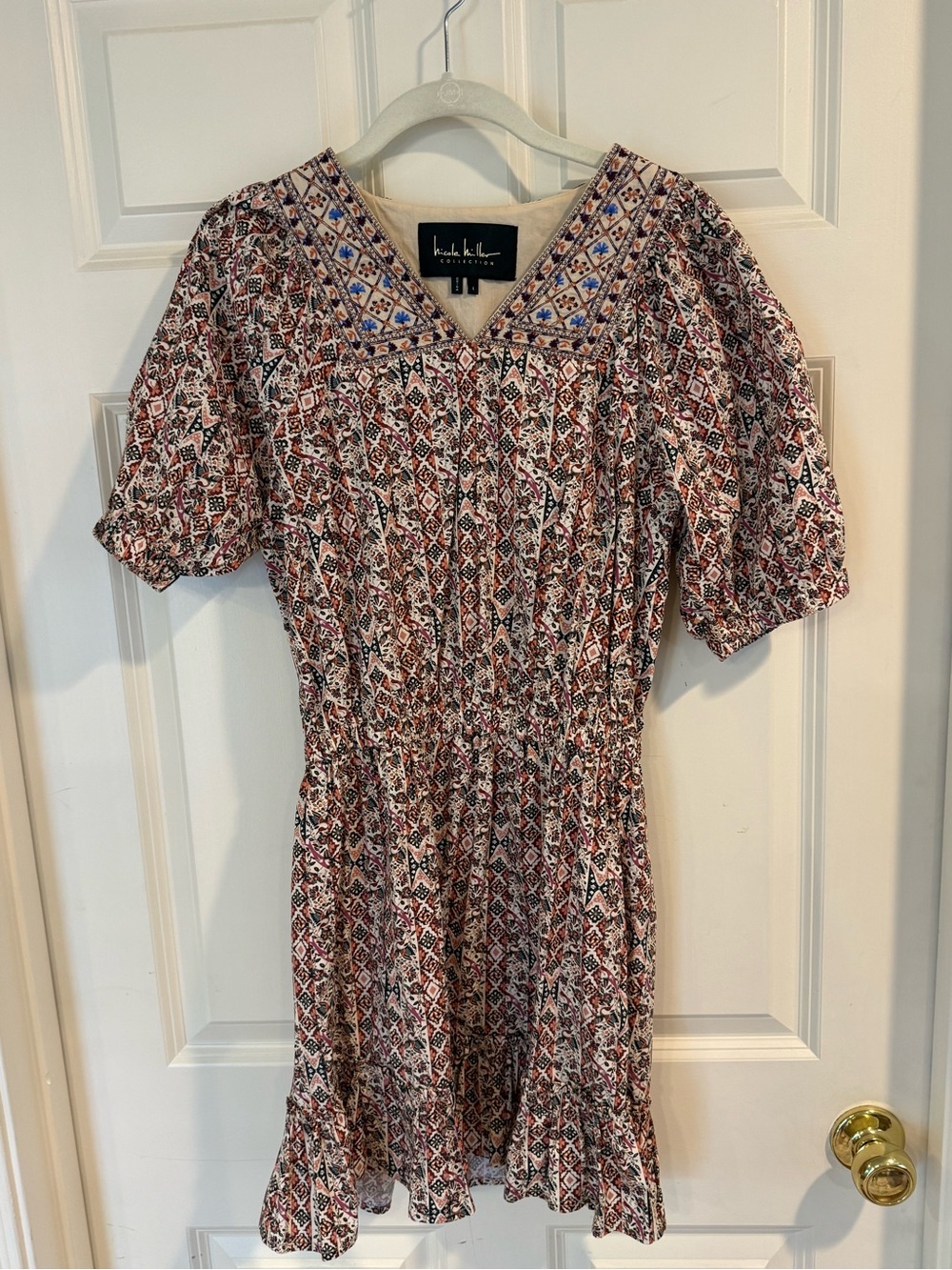 Nicole Miller Red and Blue Geometric V-Neck Puff Sleeve Dress